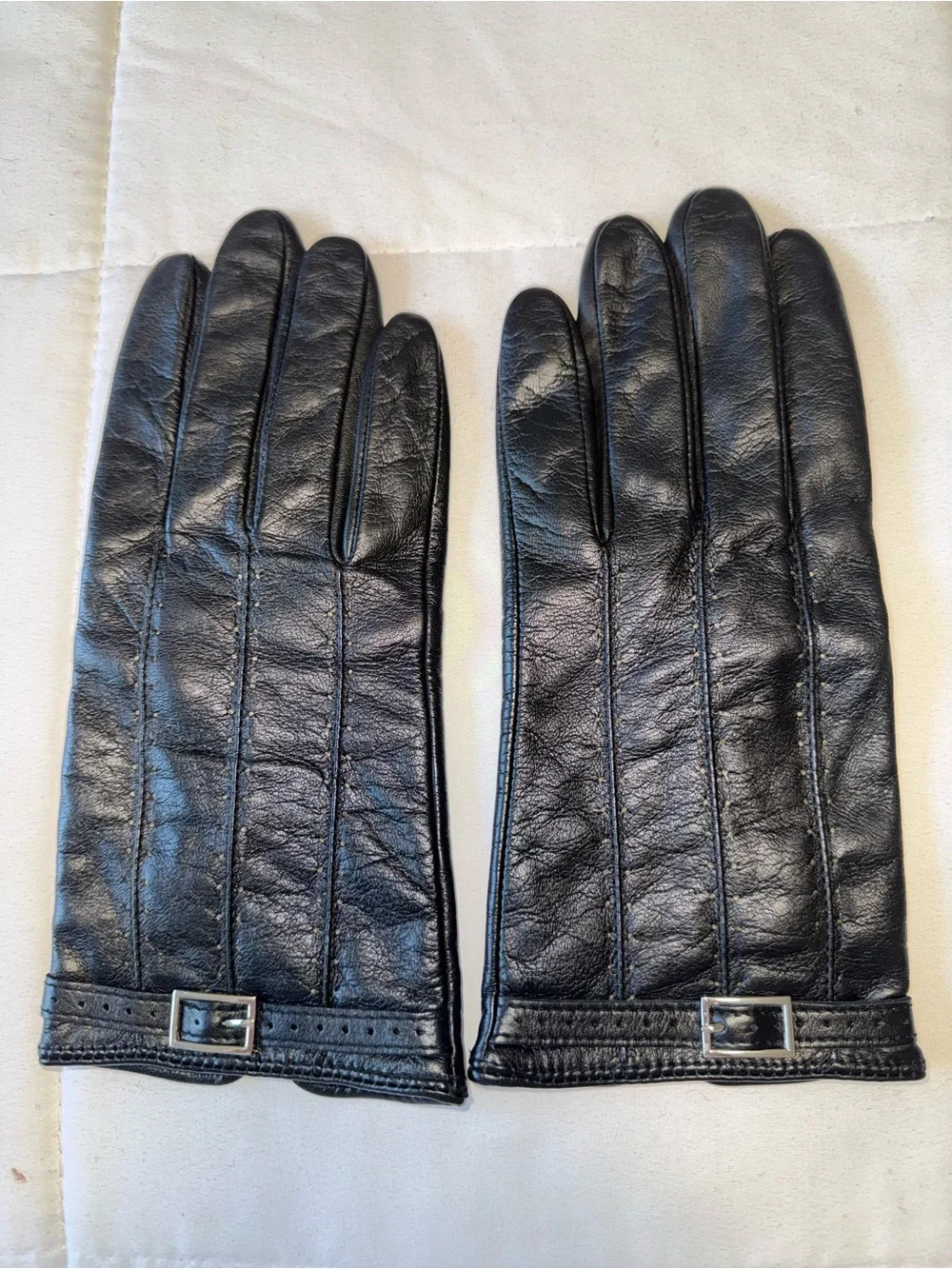 Merona Black genuine Leather Buckle wrist winter  Gloves . L